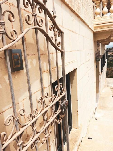 Spacious, Bright, Valley & Sea View Maisonette Xagħra Exterior foto